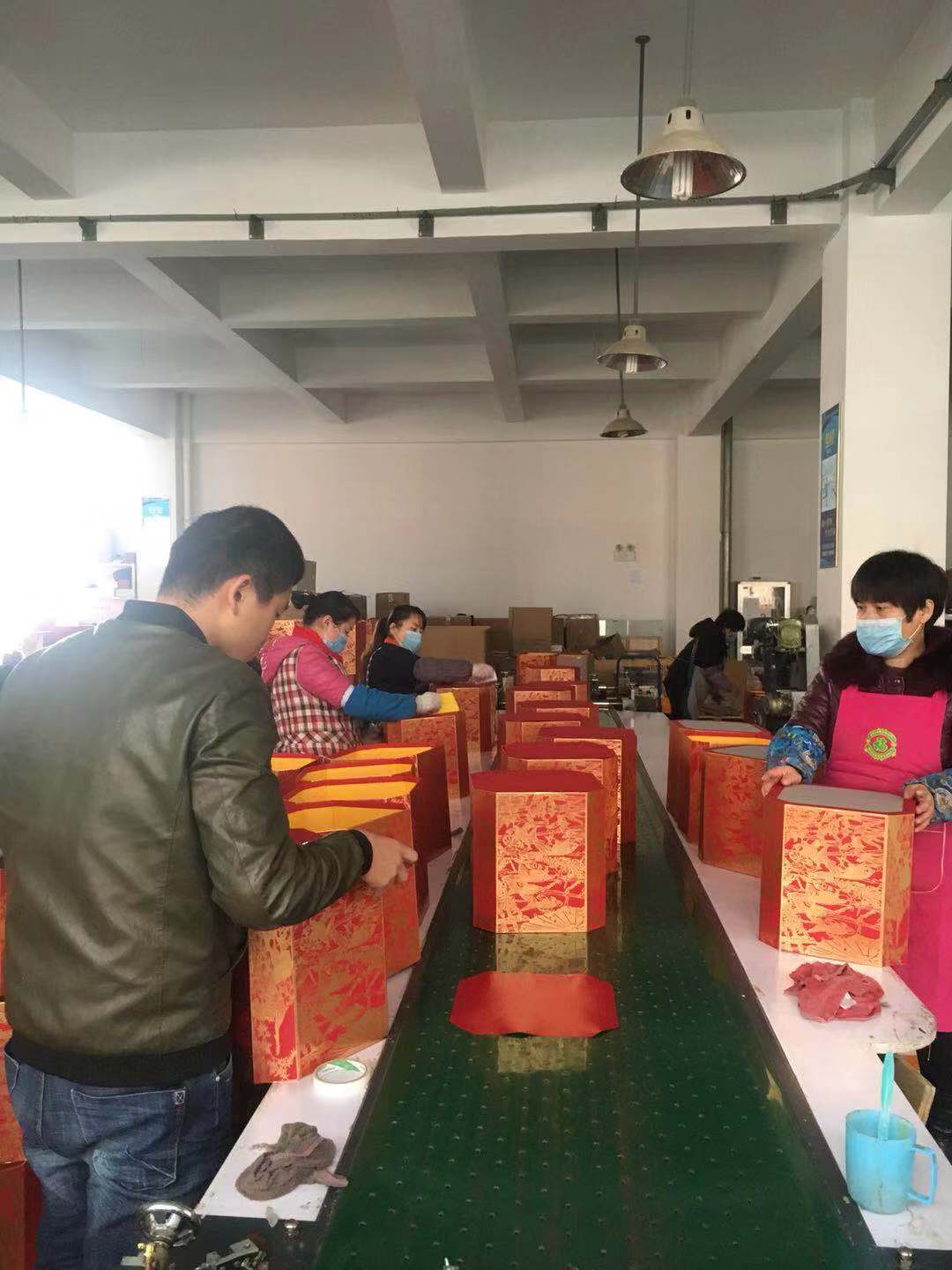 合肥皇冠假日酒店新年礼品盒    合肥包装盒定制厂家   合肥小夫包装15055181378